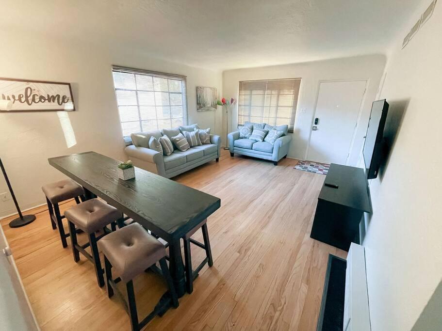הוילה אלבוקרקי Pet Friendly! Private Casita In Nob Hill מראה חיצוני תמונה
