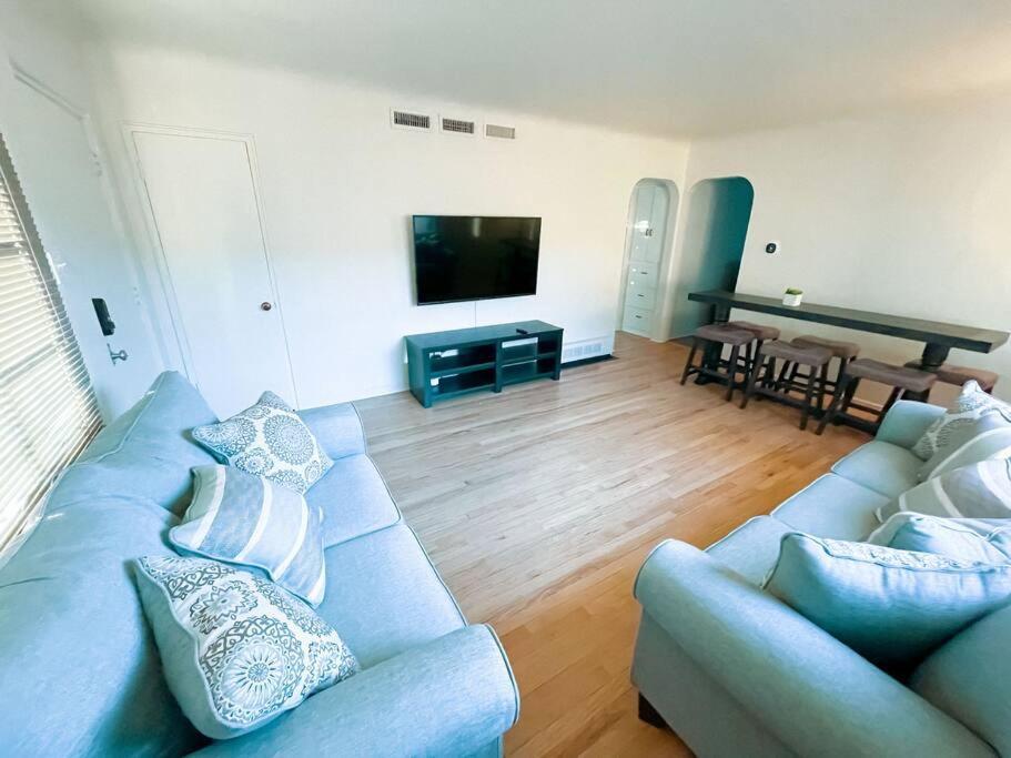 הוילה אלבוקרקי Pet Friendly! Private Casita In Nob Hill מראה חיצוני תמונה