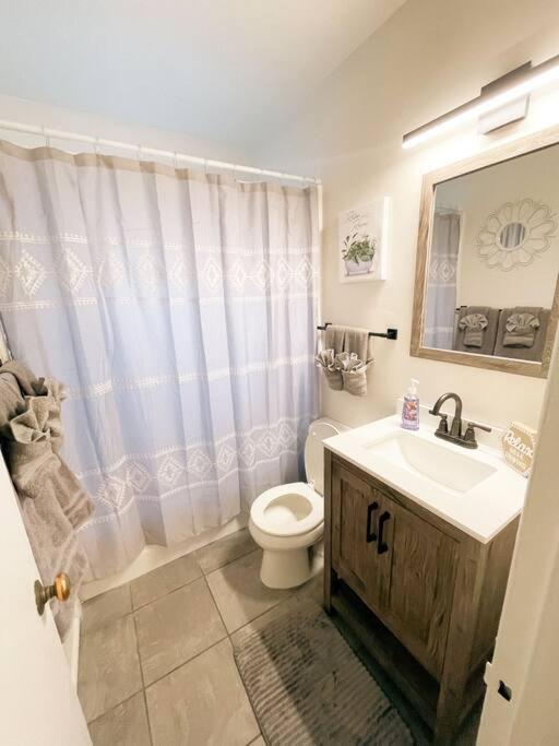 הוילה אלבוקרקי Pet Friendly! Private Casita In Nob Hill מראה חיצוני תמונה